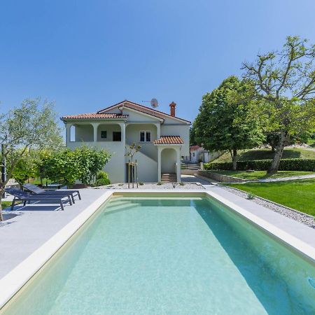 Holiday Home Carlo - Ipc102 By Interhome Pican Exterior photo